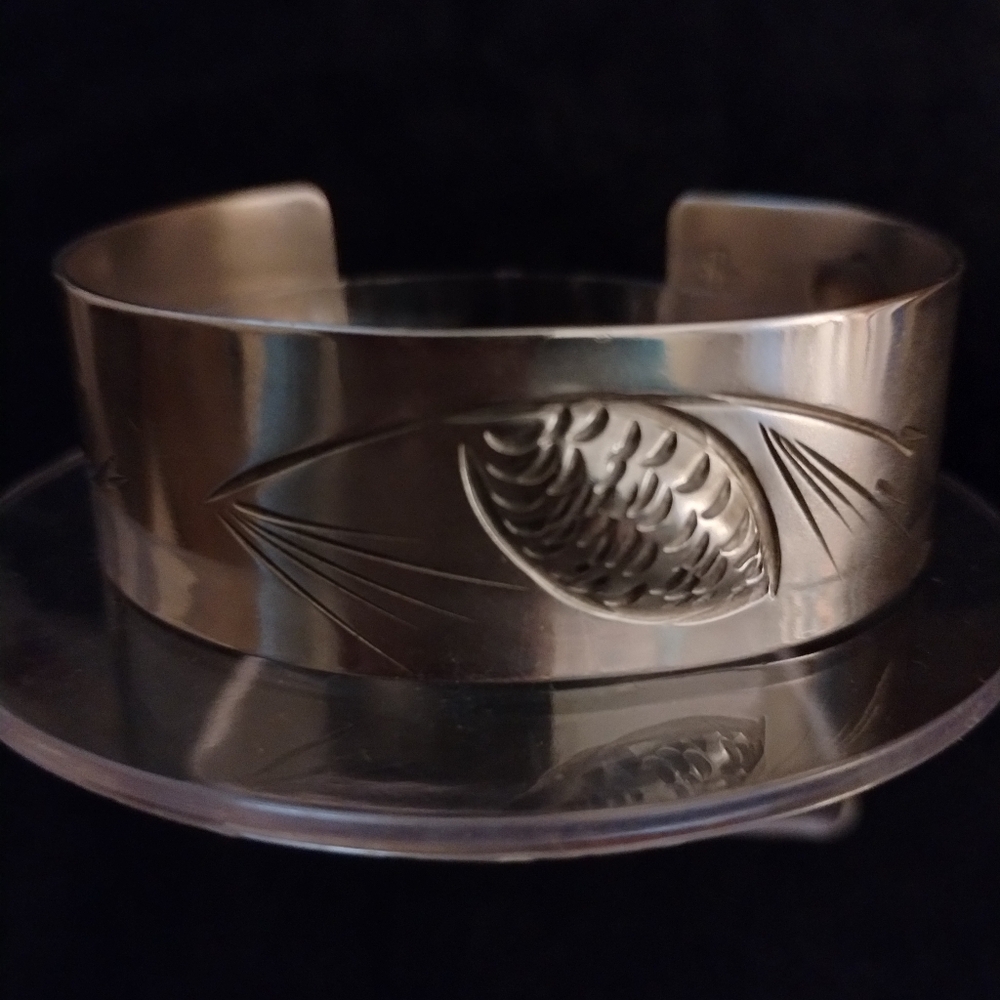 Vtg. Stuart Nye Pine Cone Cuff Bracelet